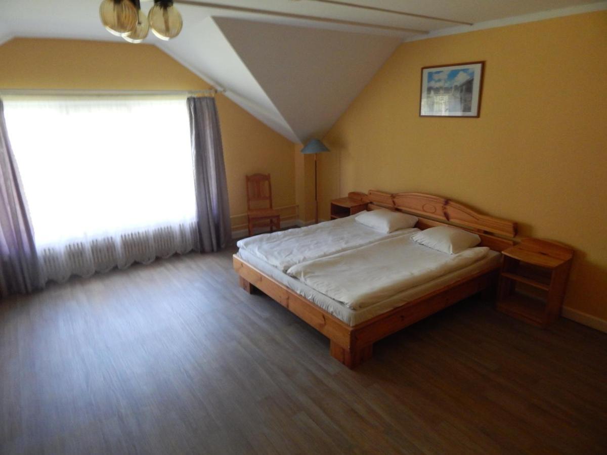 Motel Brencis Iecava Extérieur photo