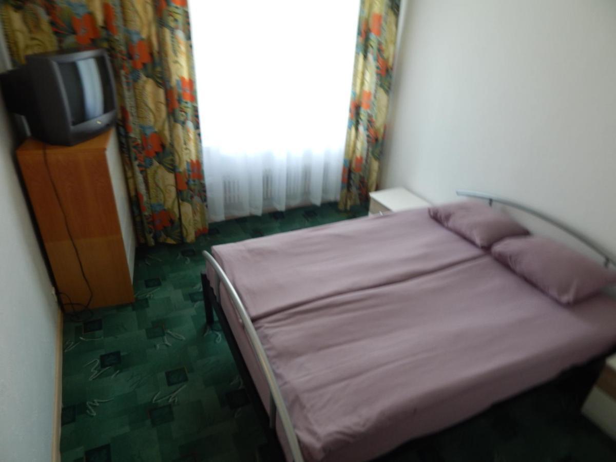 Motel Brencis Iecava Extérieur photo